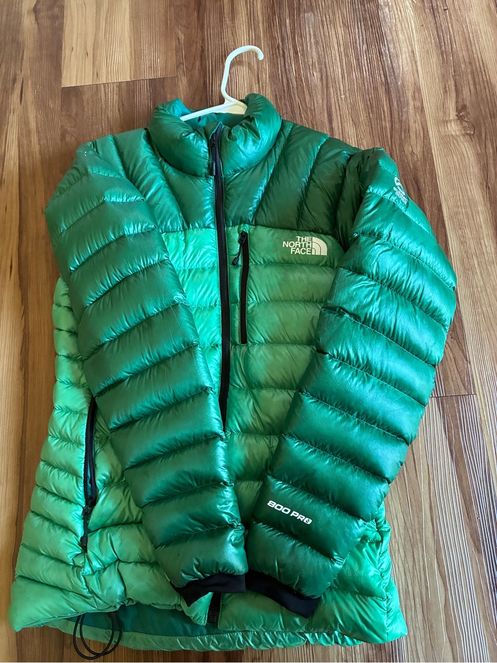 The North Face women’s Green Two-Tone Puffy Jacket